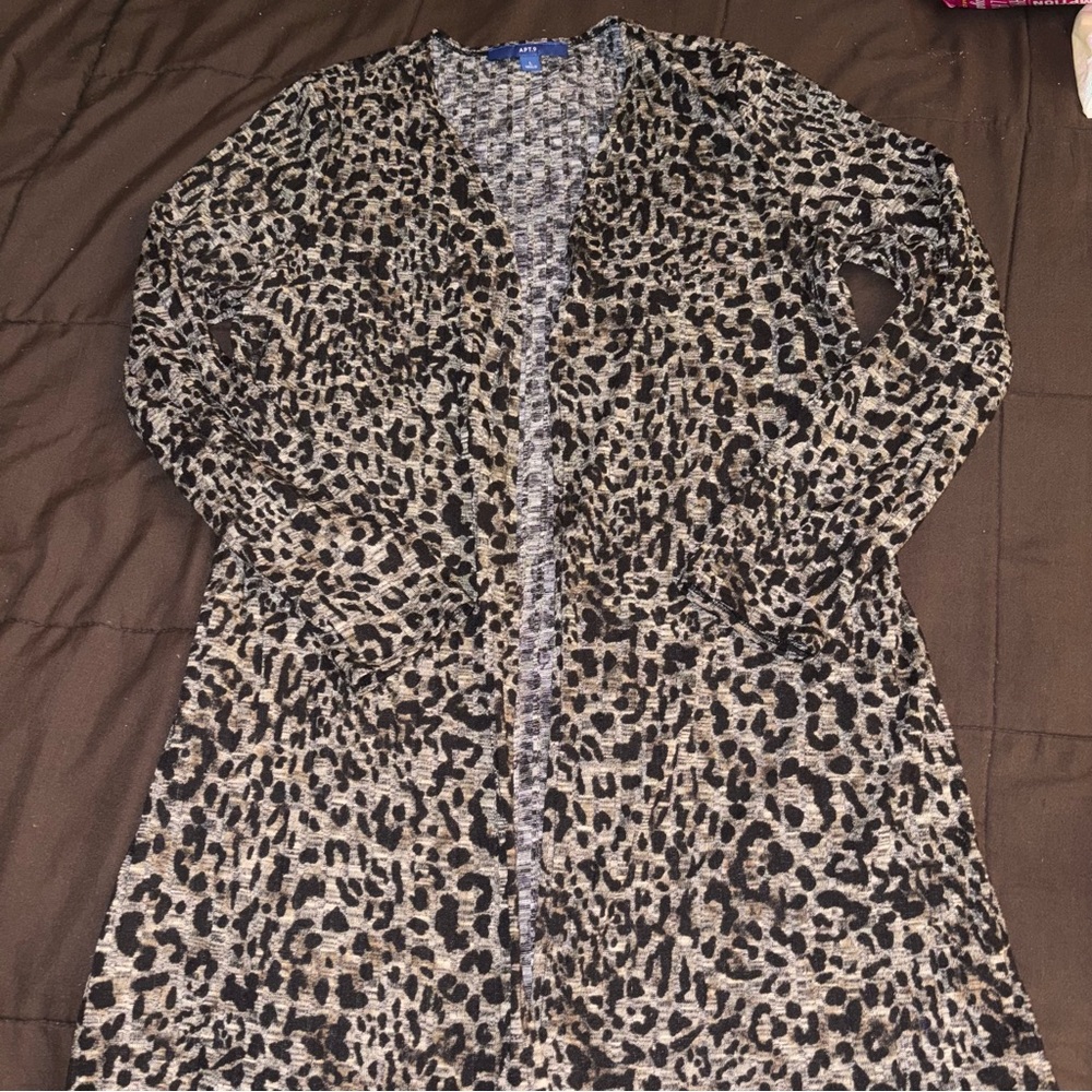 Leopard Print 🐆 Open Front Cardigan Sweater from Apt. 9 | size: Large - Picture 5 of 8